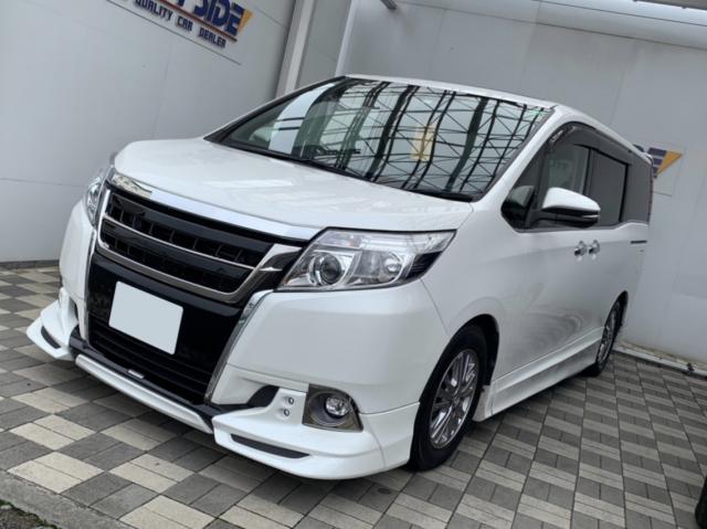 トヨタ　エスクァイア（湘南スーパーエリア店）