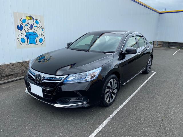 ホンダ　アコードHV（エルザ16号町田ショールーム）