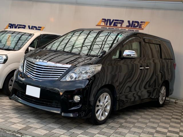 トヨタ　アルファード（湘南スーパーエリア店）