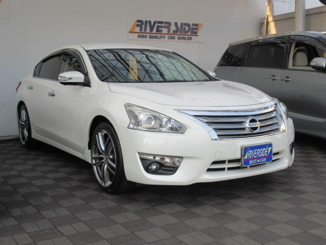 日産　ティアナ（エルザ２４６号店）