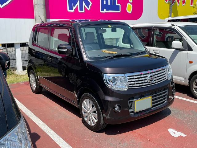 日産　モコ（エルザ16号町田ショールーム）