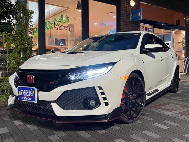 ホンダ　シビック（本社ショールーム）