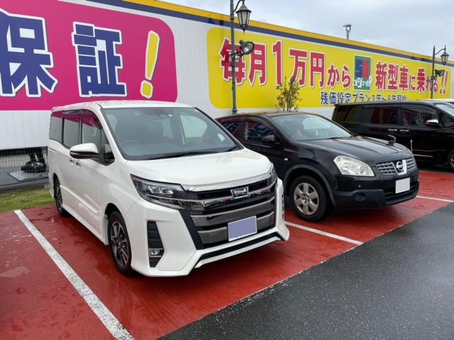 トヨタ　ノア（エルザ16号町田ショールーム）