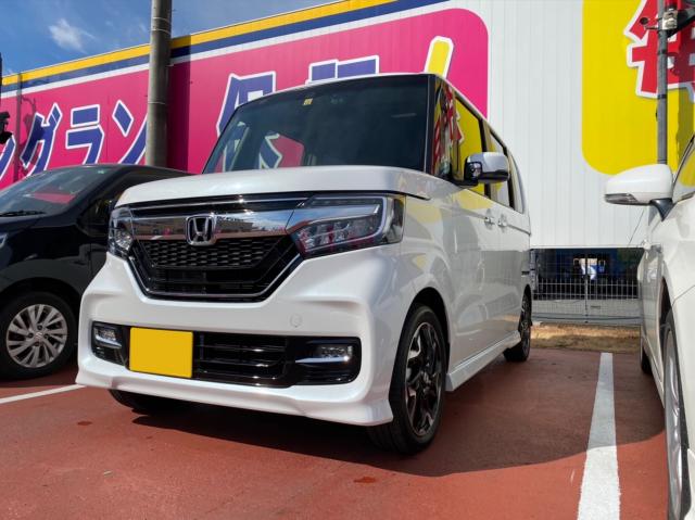 ホンダ　N-BOX（エルザ16号町田ショールーム）