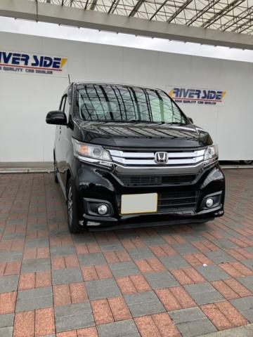 ホンダ　NWGNカスタム（エルザ１６号町田ショールーム）