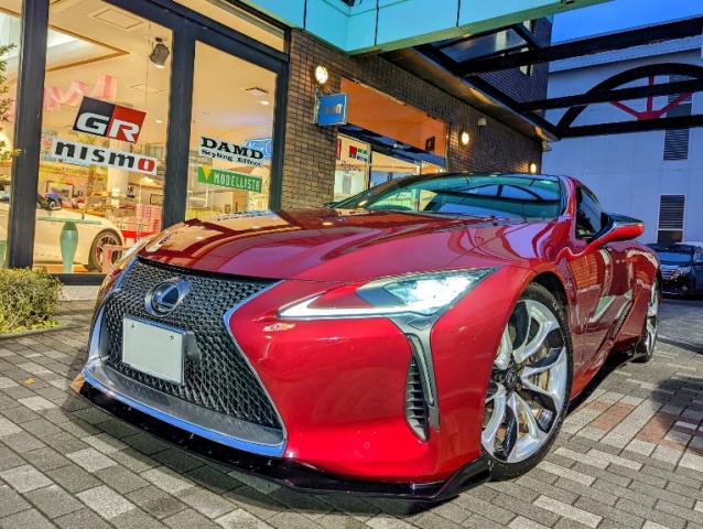 レクサス　LC500（本社ショールーム）