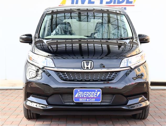 ホンダ　フリード（エルザ16号町田ショールーム）