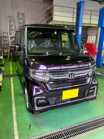 ホンダ　N-BOX（エルザ16号町田ショールーム）