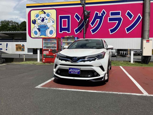 トヨタ　CH-R（エルザ16号町田ショールーム）