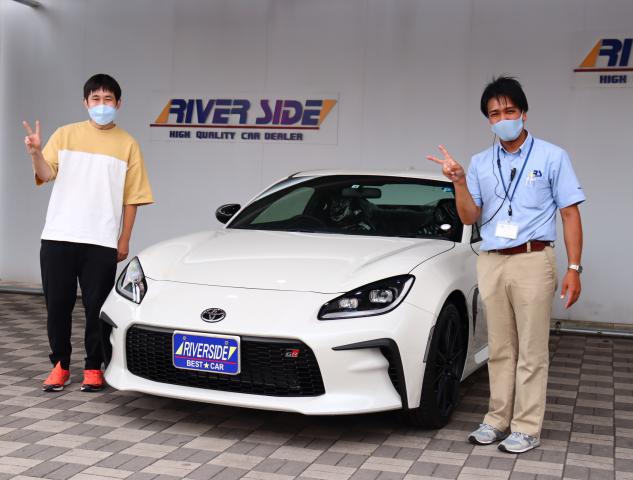トヨタ　GR86（湘南スーパーエリア）