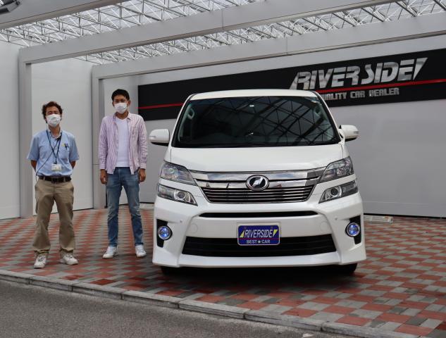 トヨタ　ヴェルファイア（エルザ横浜店）
