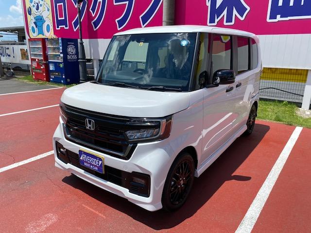 ホンダ　N　BOX（エルザ16号町田ショールーム）