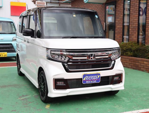 ホンダ　N-BOX（エルザ２４６号店）