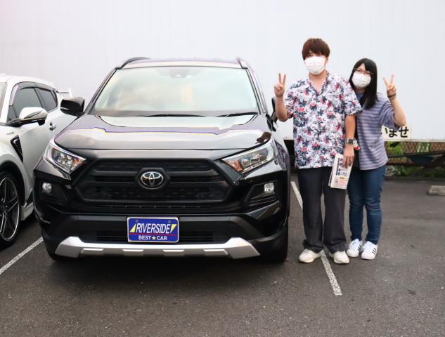 トヨタ　RAV4（エルザ16号町田ショールーム）