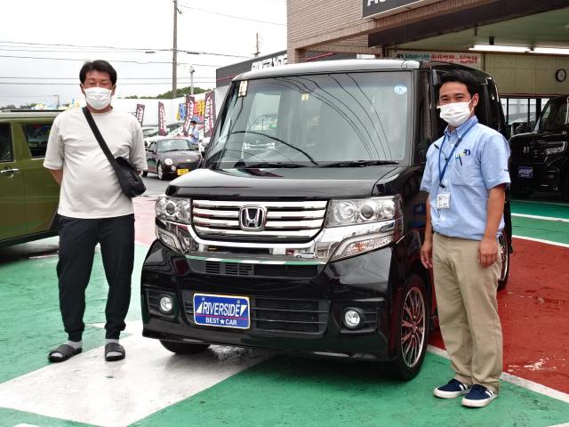 ホンダ　N-BOX（ｴﾙｻﾞ横浜店）