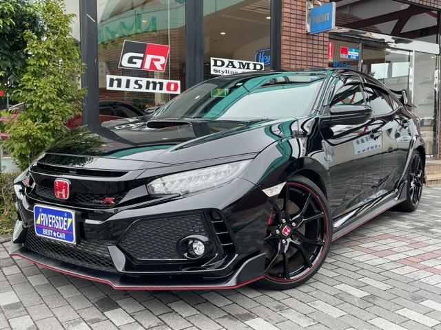 ホンダ　シビック（本社ショールーム）