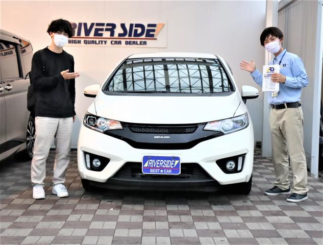ホンダ　フィットHV（エルザ２４６号店）