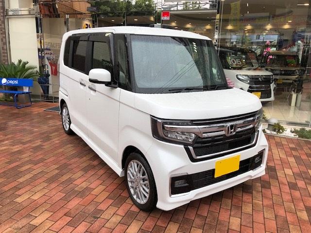 ホンダ　Ｎ－ＢＯＸ（エルザ藤沢ショールーム）