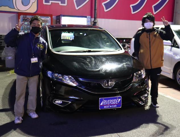 ホンダ　ジェイド（エルザ16号町田ショールーム）