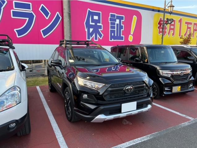 トヨタ　RAV4（エルザ16号町田ショールーム）