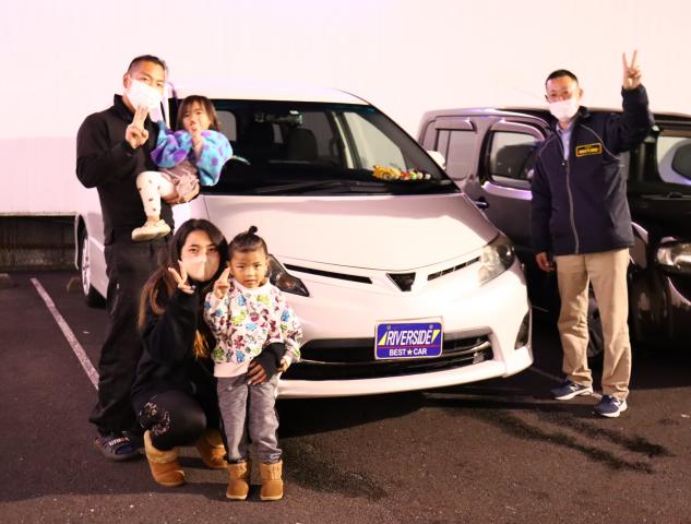 トヨタ　エスティマ（エルザ16号町田ショールーム）