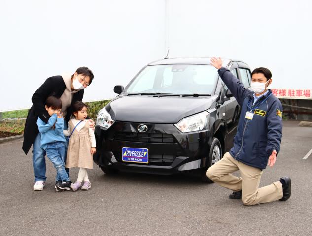ダイハツ　ミライース（エルザ16号町田ショールーム）