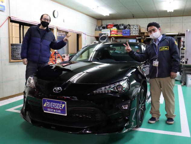 トヨタ　86（エルザ横浜店）