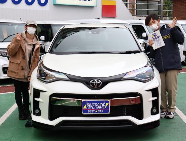 トヨタ　C-HR（エルザ２４６号店）