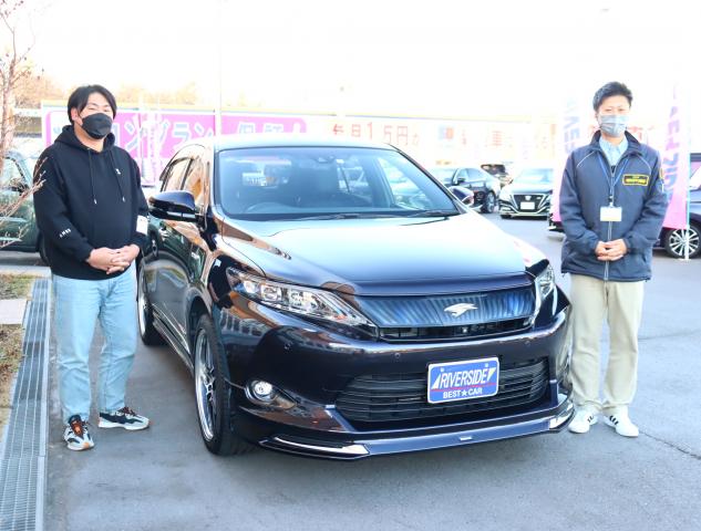 トヨタ　ハリアー（エルザ16号町田ショールーム）