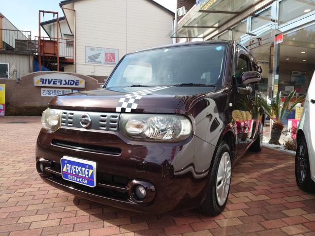 日産　キューブ（エルザ藤沢ショールーム）