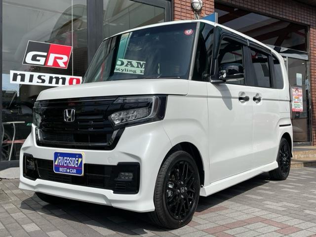 ホンダ　N　BOX（本社ショールーム）