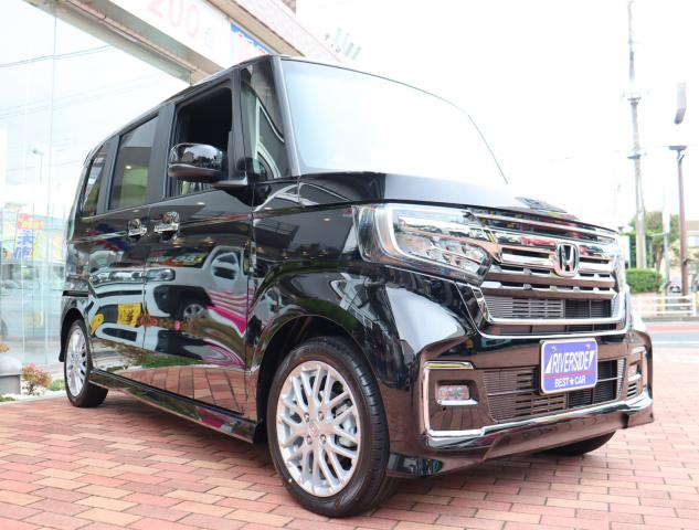 ホンダ　Ｎ－ＢＯＸ（エルザ藤沢ショールーム）