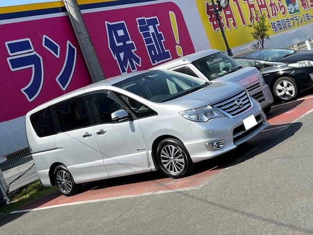 ニッサン　セレナ（エルザ16号町田ショールーム）
