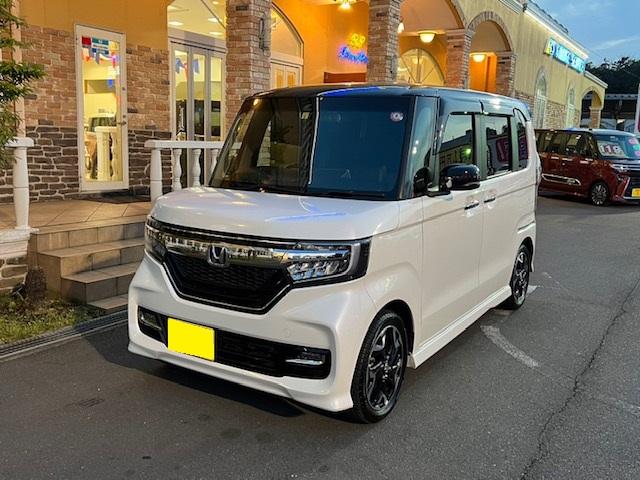 ホンダ　ＮＢＯＸ（エルザ１６号町田ショールーム）