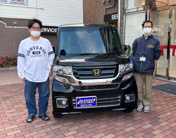 ホンダ　Ｎ－ＢＯＸ（エルザ藤沢ショールーム）
